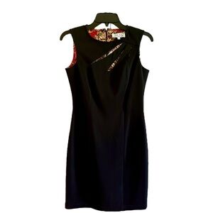 LINDA SEGAL, WOMENS BLACK PENCIL DRESS WITH FLORAL LINING. SIZE 4